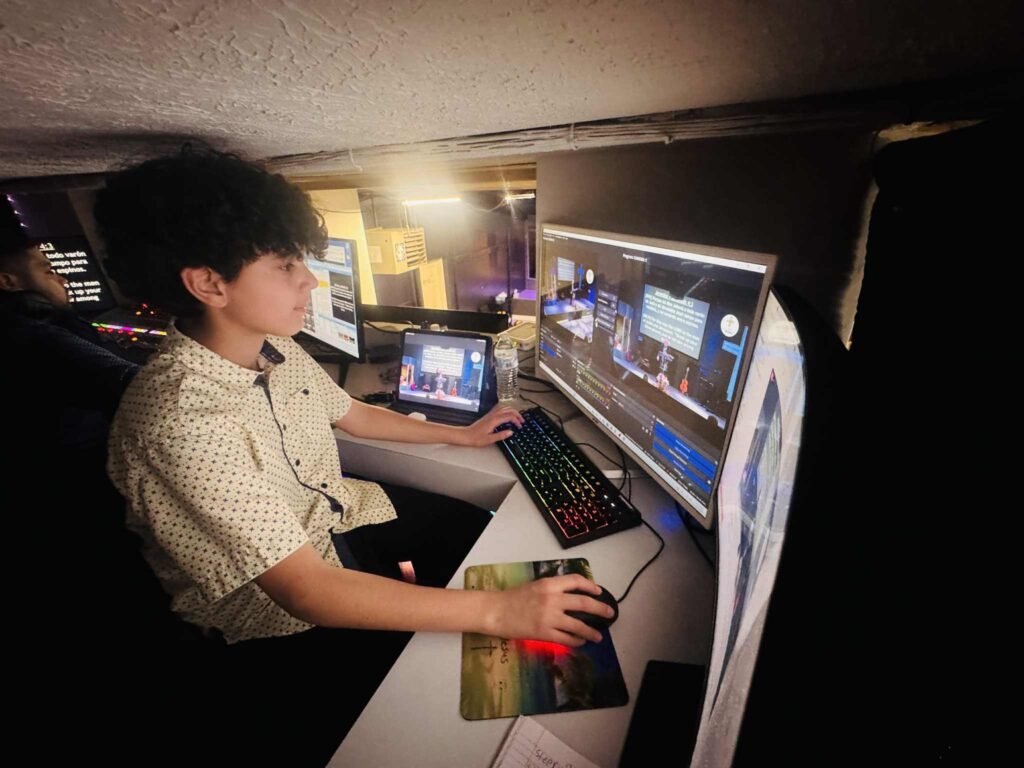 Contacto 2f636a00 42b3 42b7 a27f a62fcdafc17a