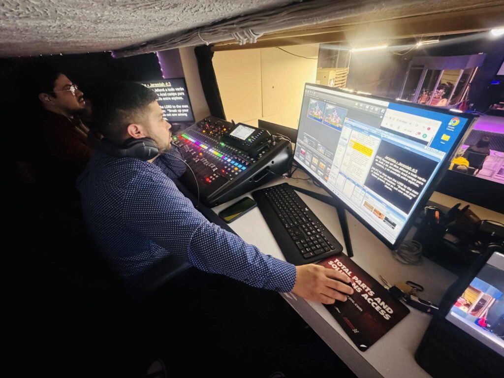 Home c5eab74b 2236 4f51 b7c3 4dcaa5ed024b